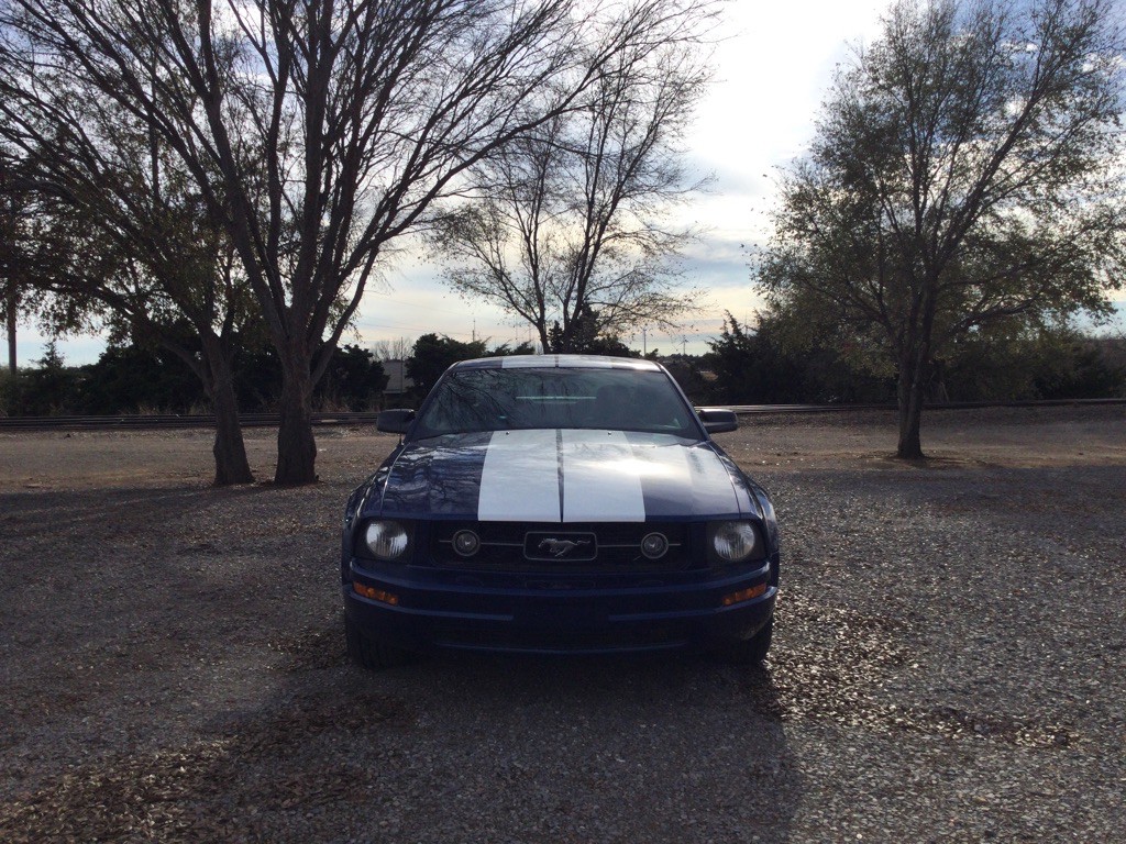 2008 Ford Mustang Image 2