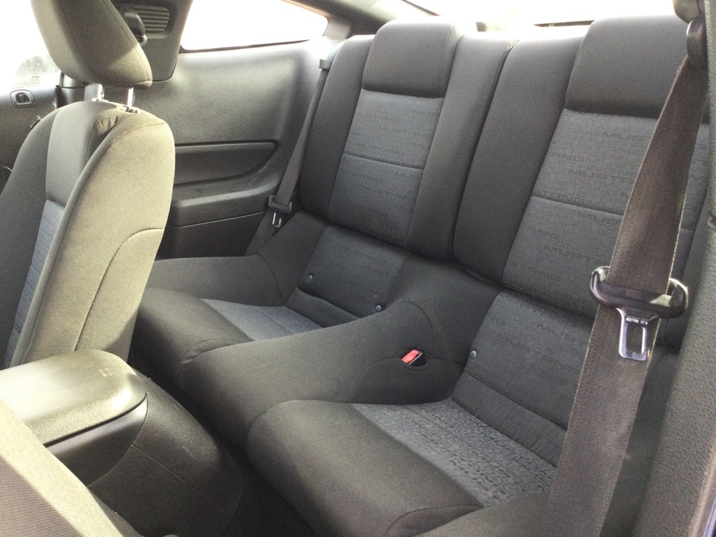 2008 Ford Mustang Image 4