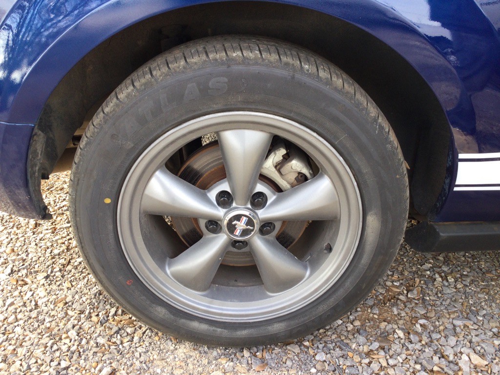 2008 Ford Mustang Image 11