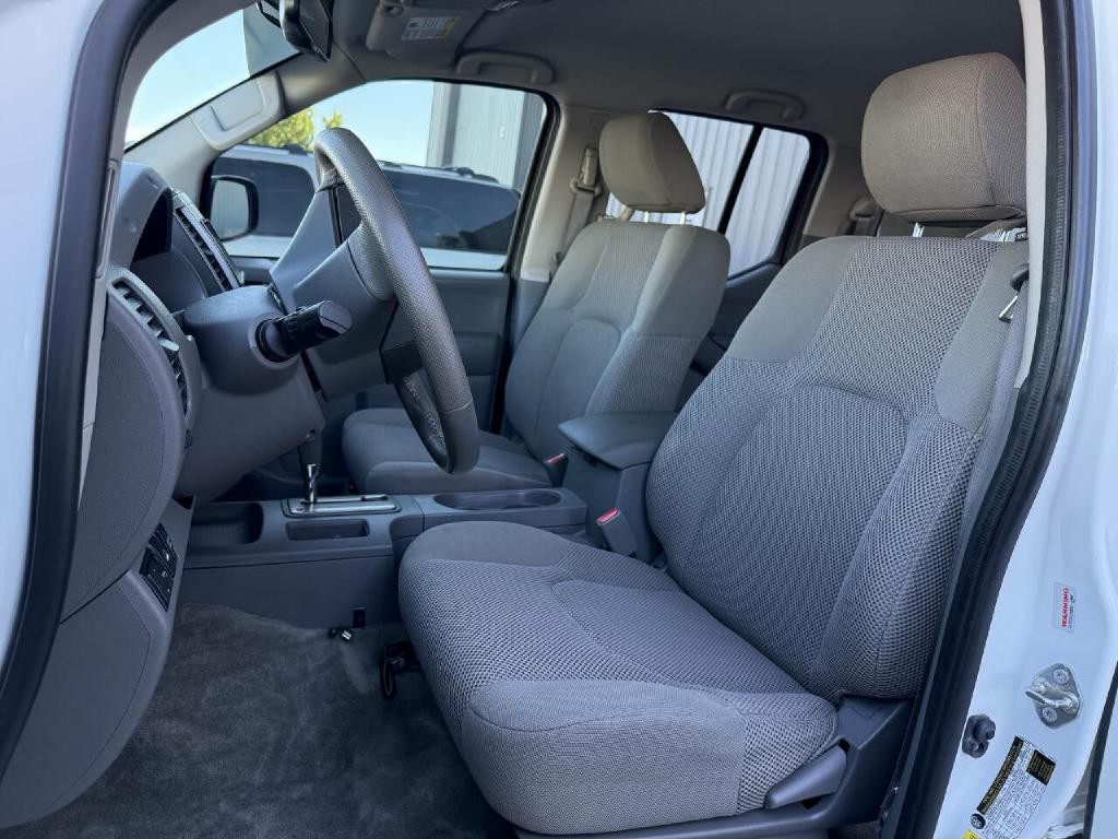 2018 Nissan Frontier Image 2