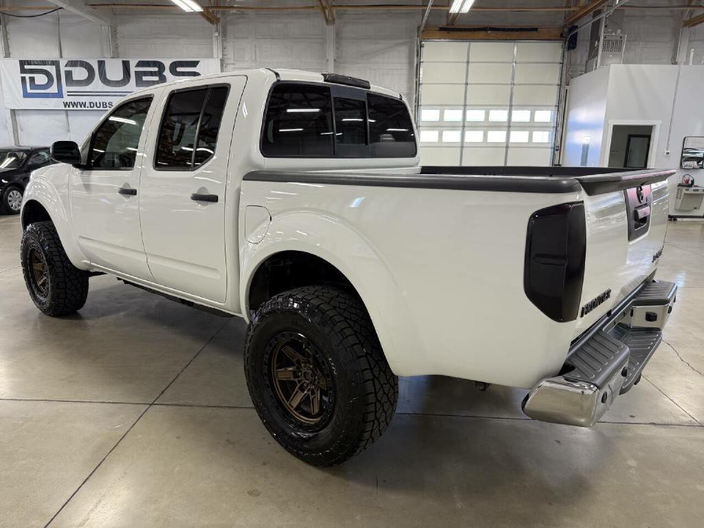 2018 Nissan Frontier Image 9