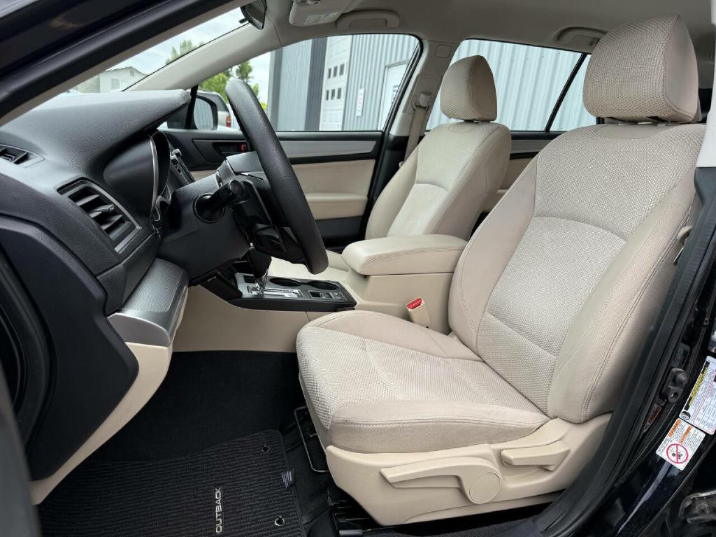 2018 Subaru Outback Image 2