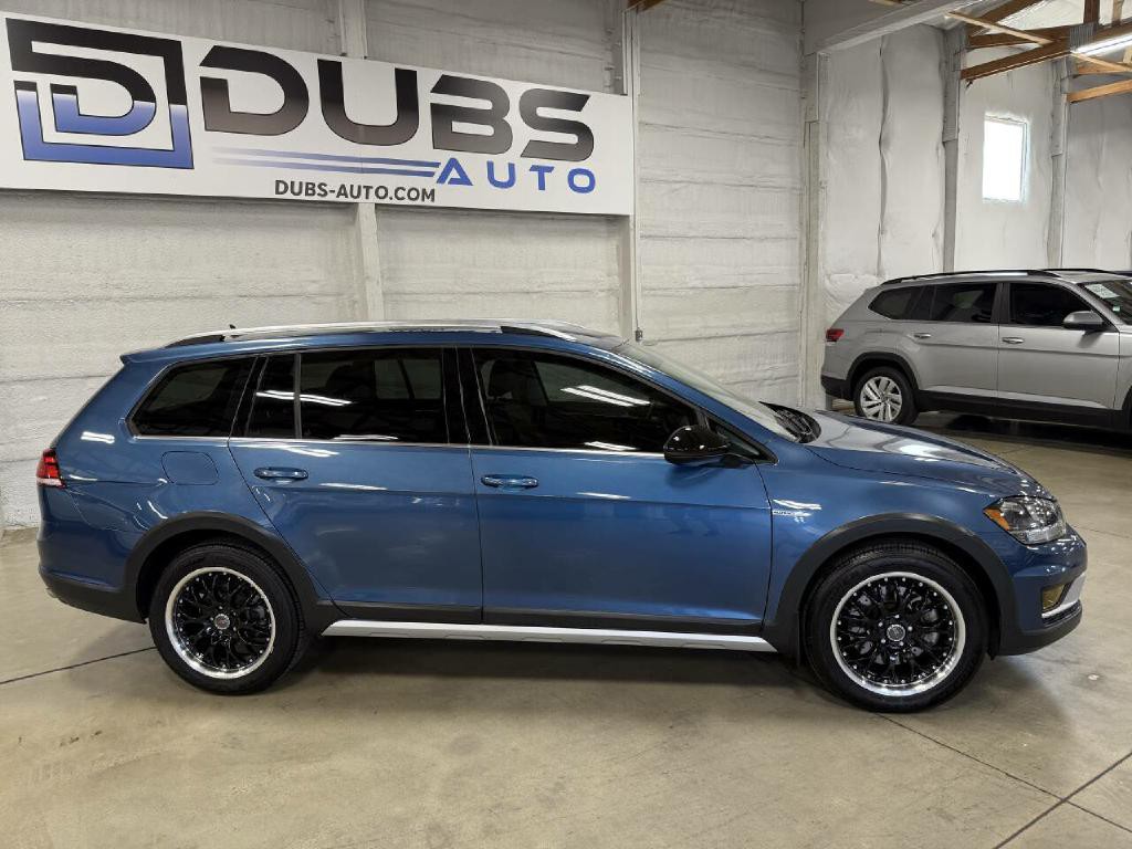 2019 Volkswagen Golf Image 6