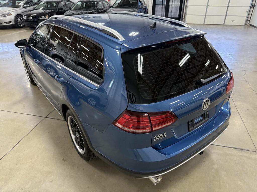 2019 Volkswagen Golf Image 15