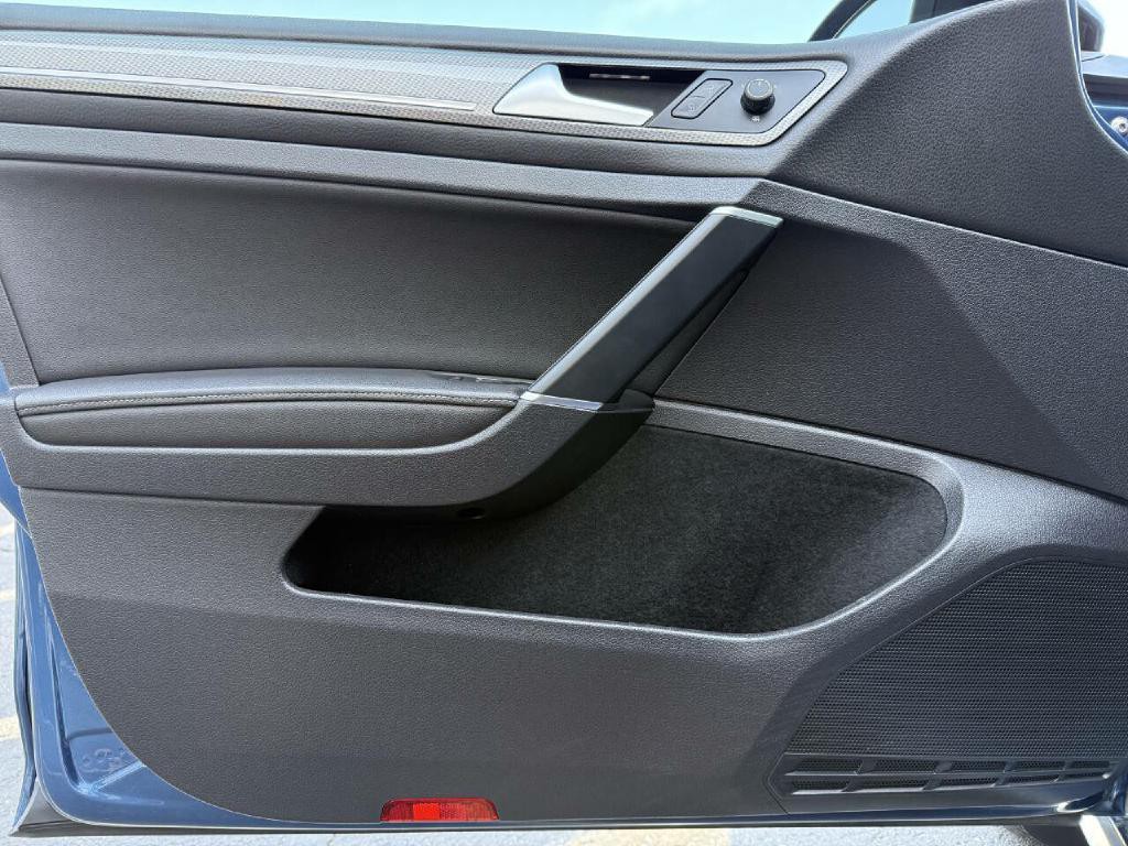 2019 Volkswagen Golf Image 19