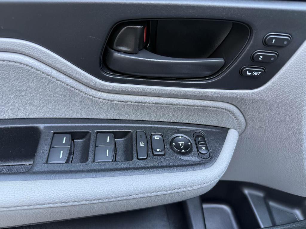 2019 Honda Odyssey Image 38