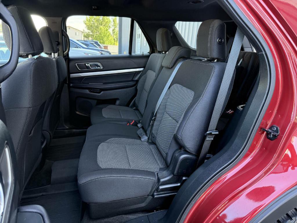2018 Ford Explorer Image 3