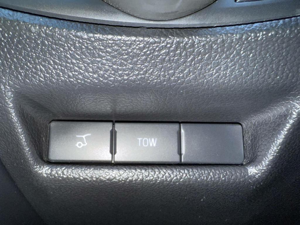2018 Ford Explorer Image 30