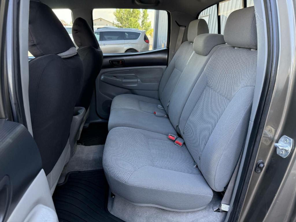 2010 Toyota Tacoma Image 3
