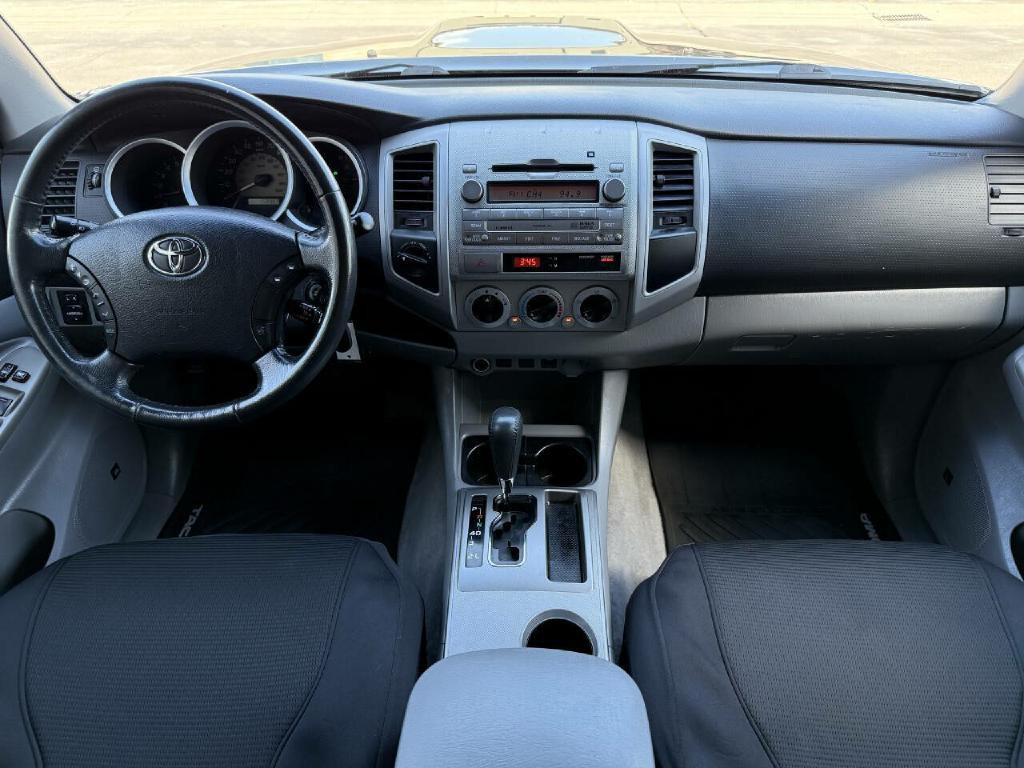 2010 Toyota Tacoma Image 4