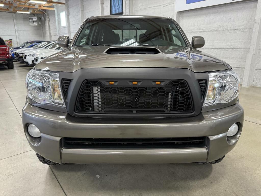 2010 Toyota Tacoma Image 12