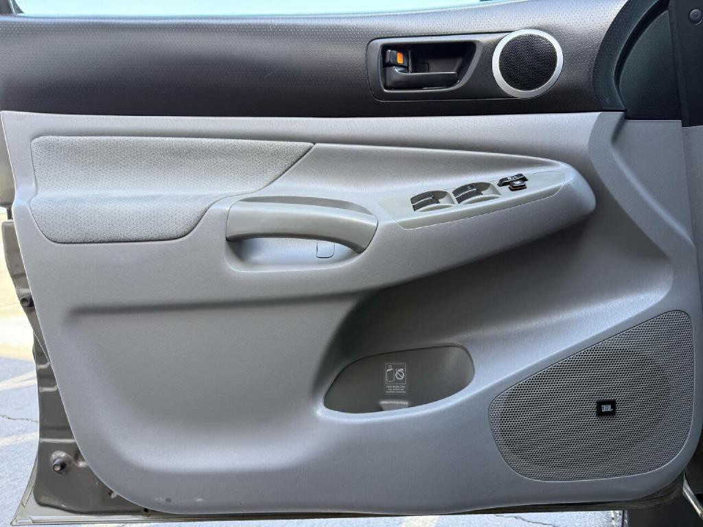 2010 Toyota Tacoma Image 20