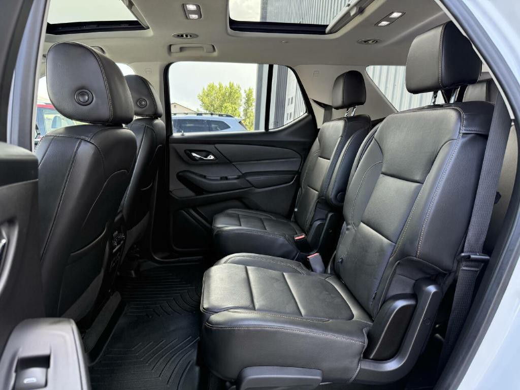2020 Chevrolet Traverse Image 3