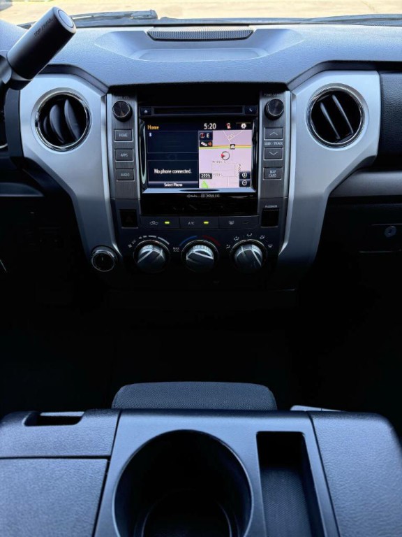 2016 Toyota Tundra Image 23