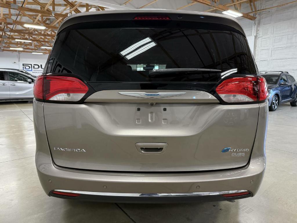 2018 Chrysler Pacifica Image 8
