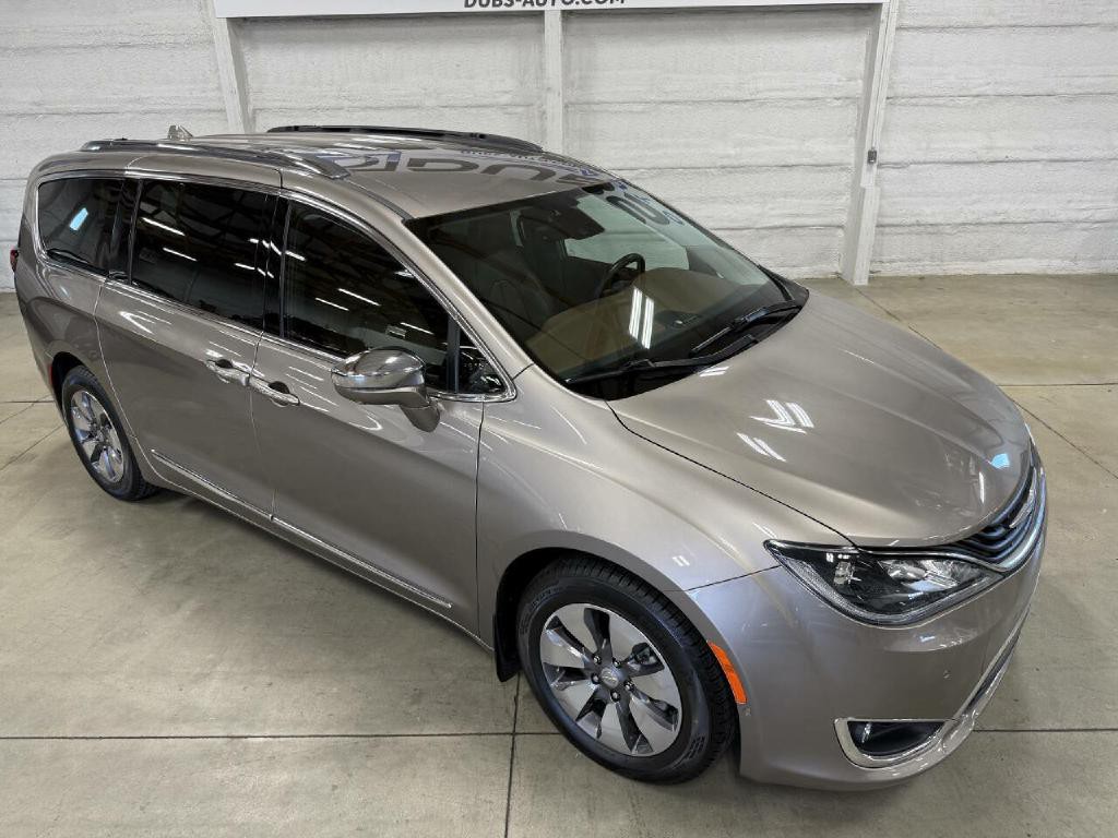 2018 Chrysler Pacifica Image 13
