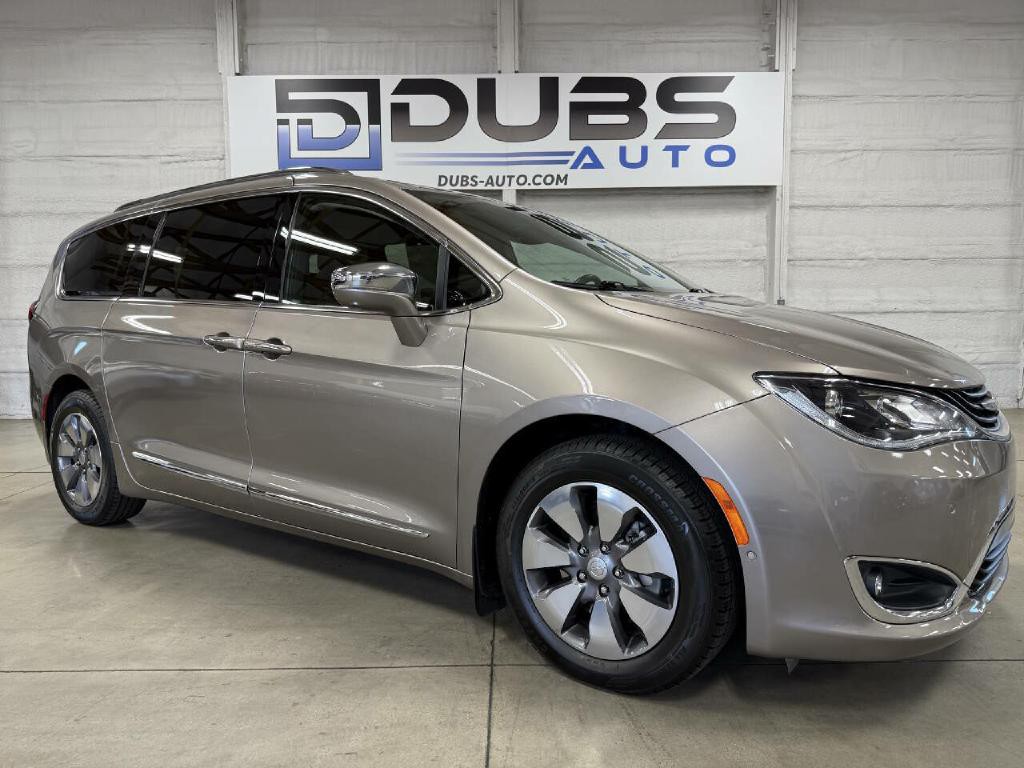 2018 Chrysler Pacifica Image 16