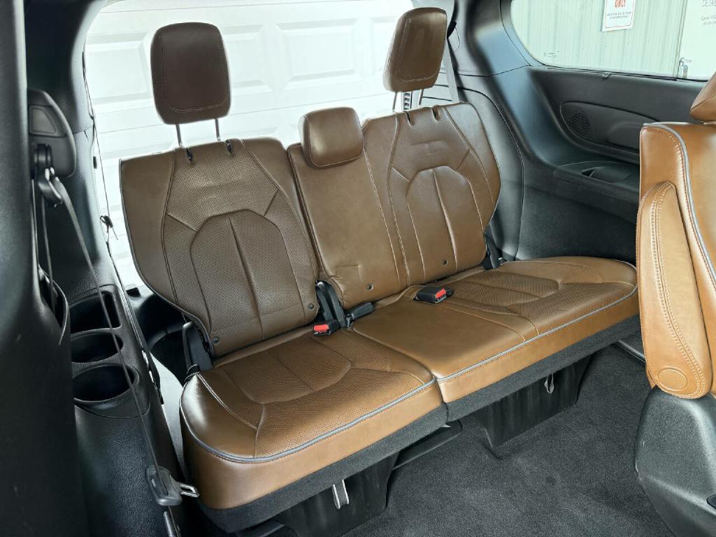2018 Chrysler Pacifica Image 24
