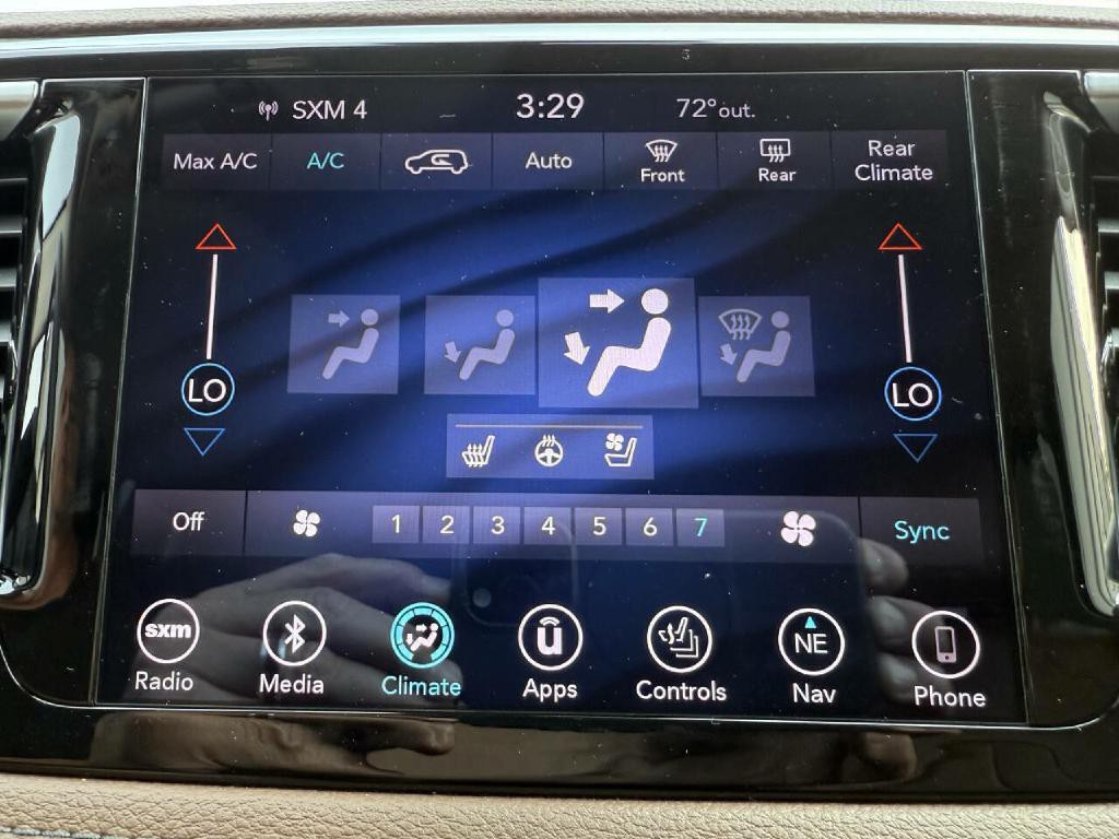 2018 Chrysler Pacifica Image 34