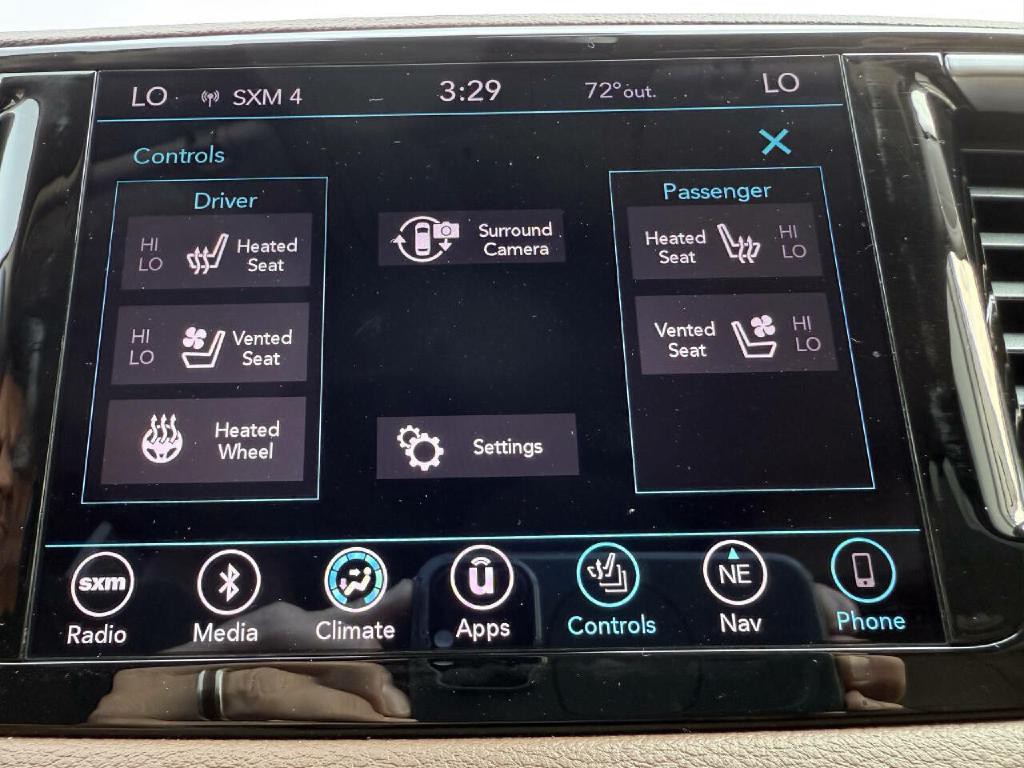2018 Chrysler Pacifica Image 35