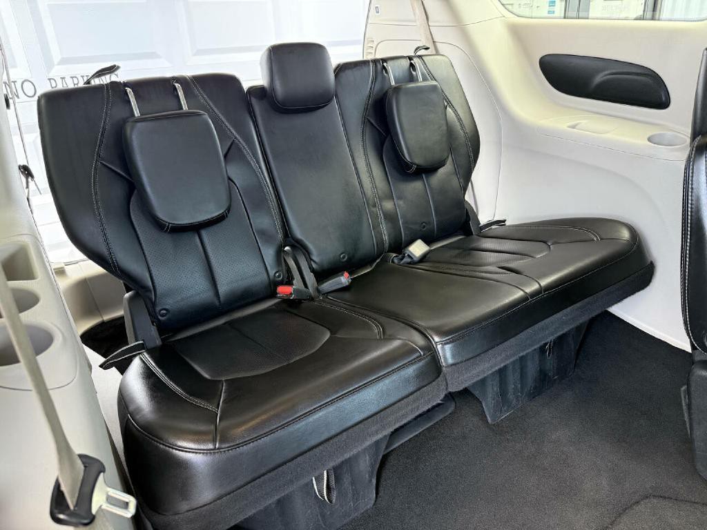 2021 Chrysler Voyager Image 24