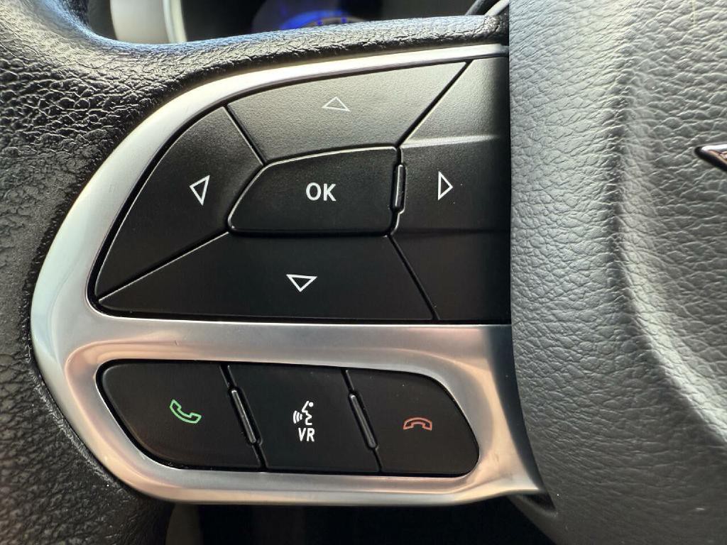 2021 Chrysler Voyager Image 28