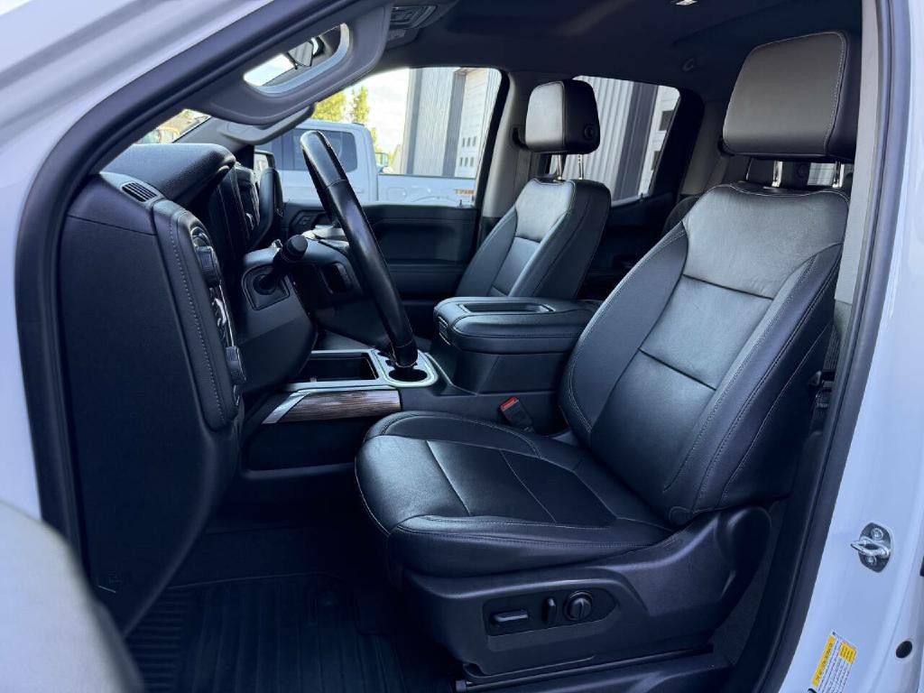 2021 Chevrolet Silverado 1500 Image 2