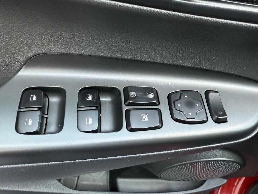 2019 Hyundai Kona Image 18