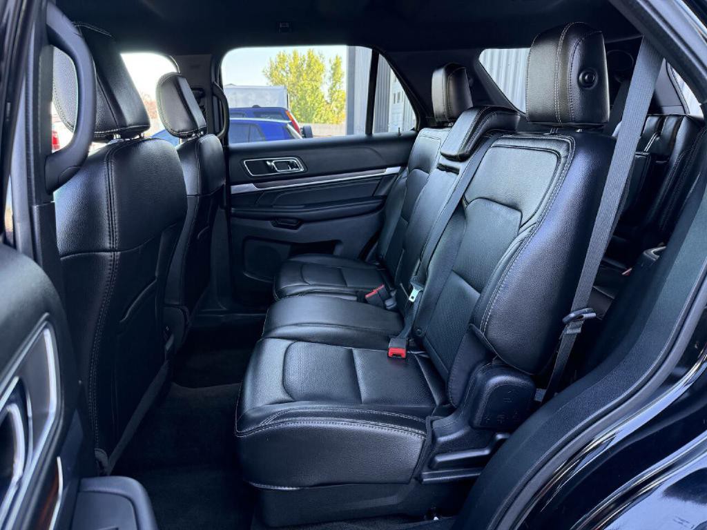 2018 Ford Explorer Image 3