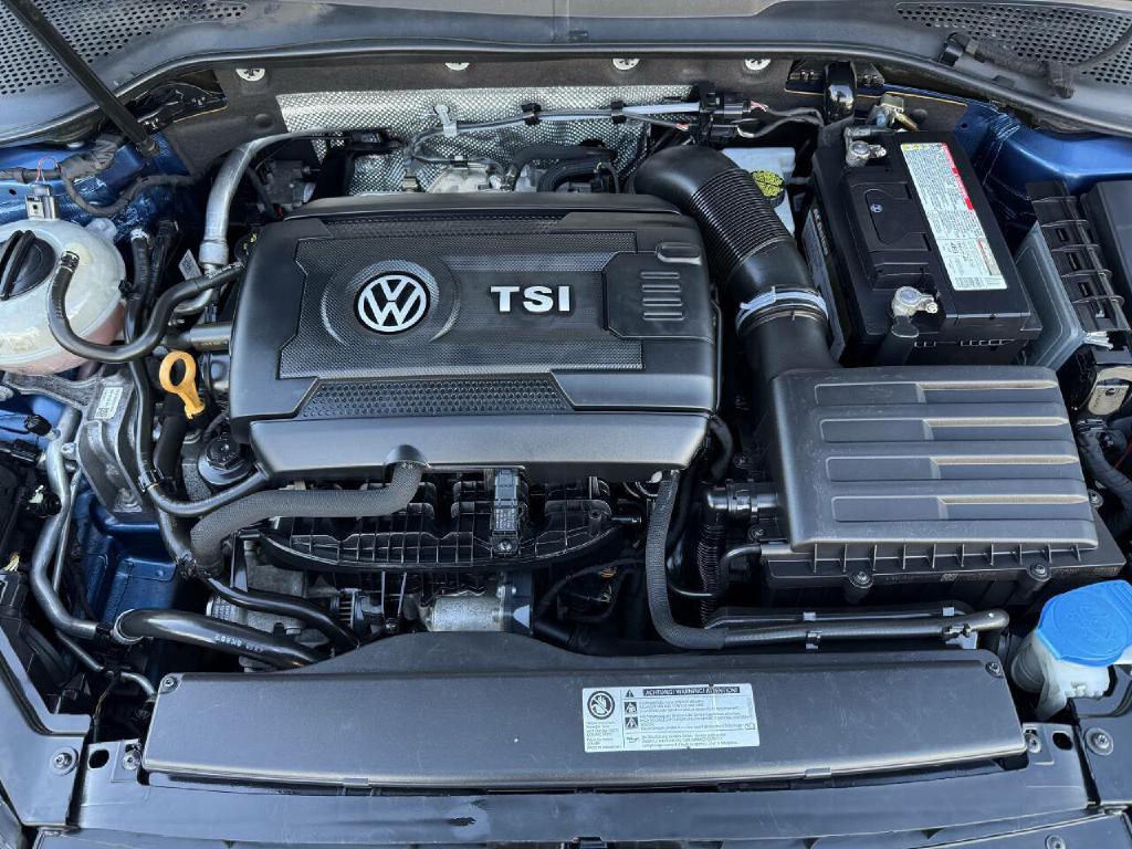 2017 Volkswagen Golf Image 5
