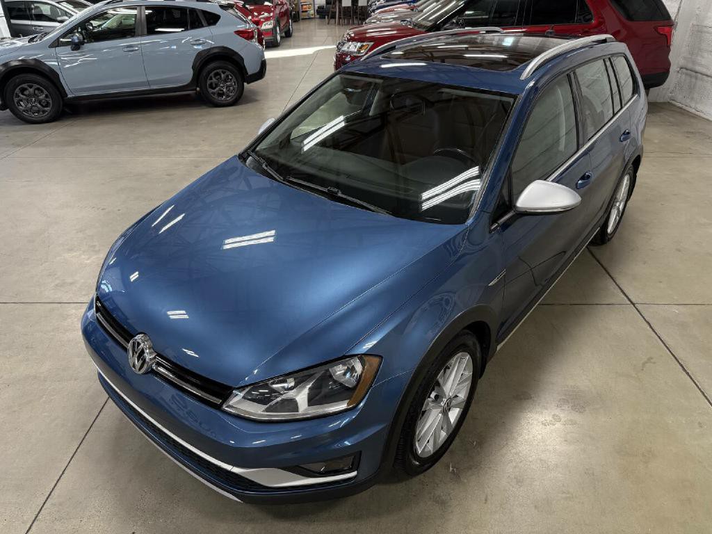 2017 Volkswagen Golf Image 14