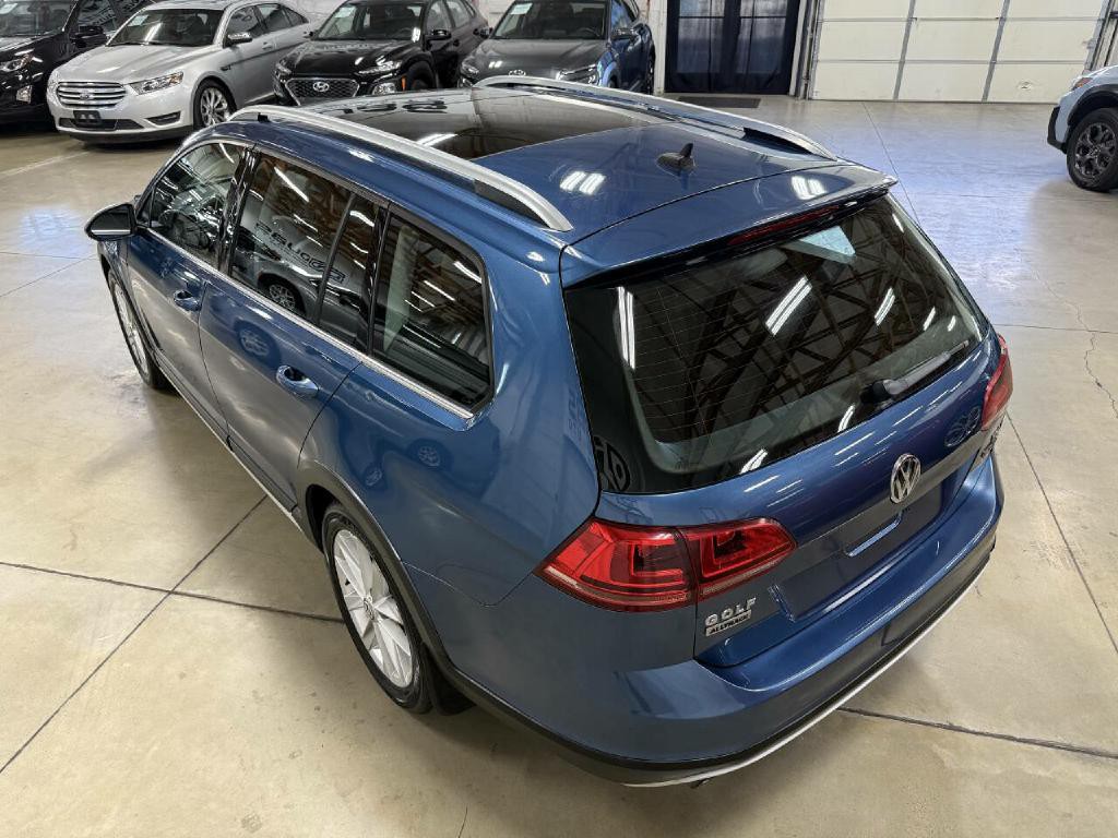 2017 Volkswagen Golf Image 15