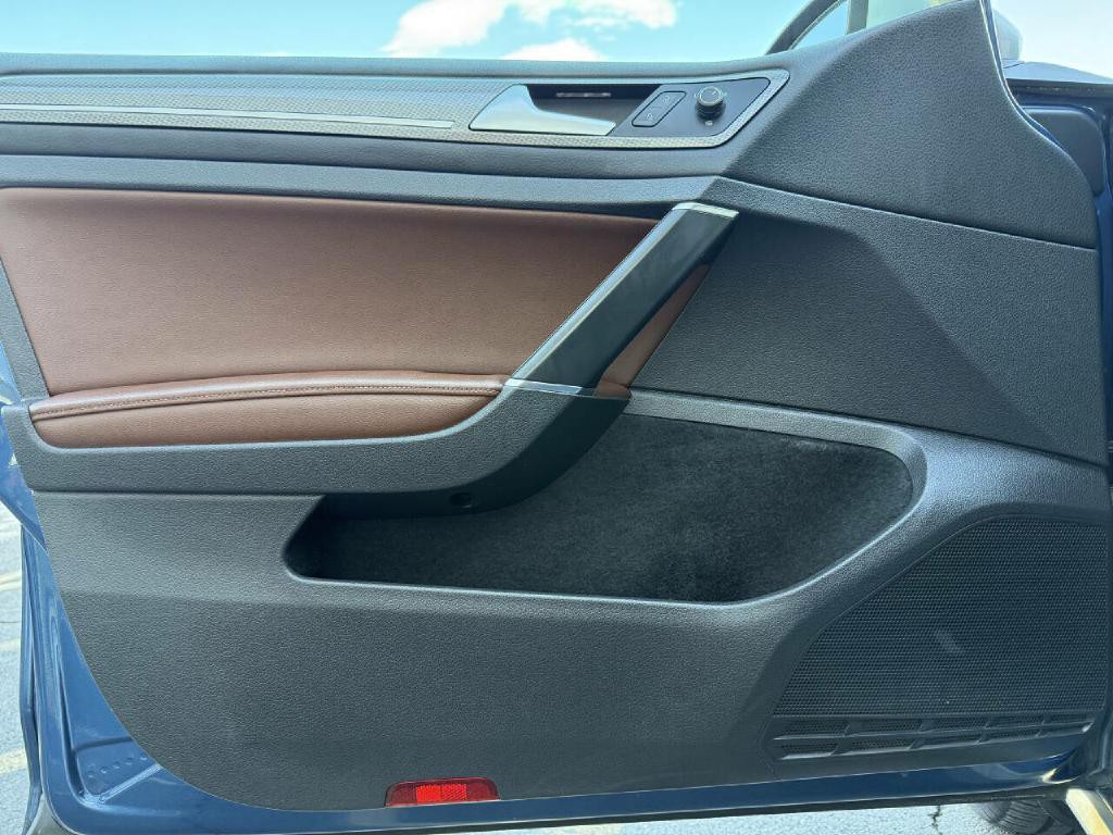 2017 Volkswagen Golf Image 19