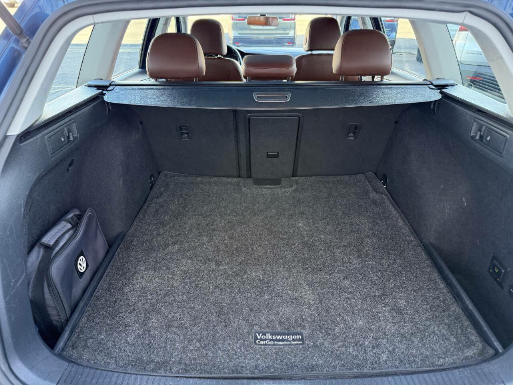 2017 Volkswagen Golf Image 20