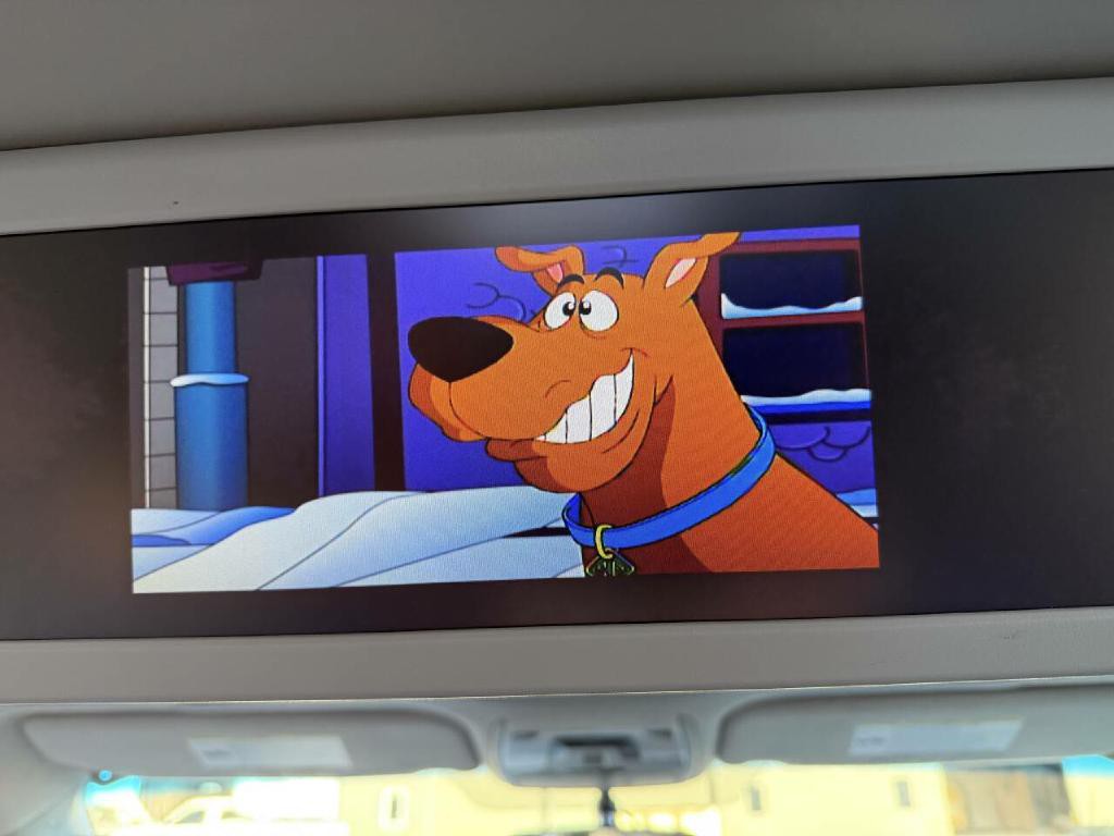 2013 Toyota Sienna Image 25