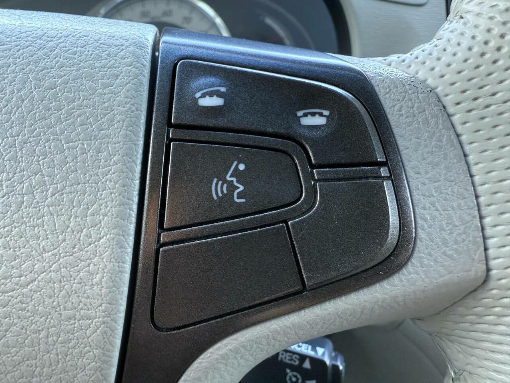 2013 Toyota Sienna Image 31
