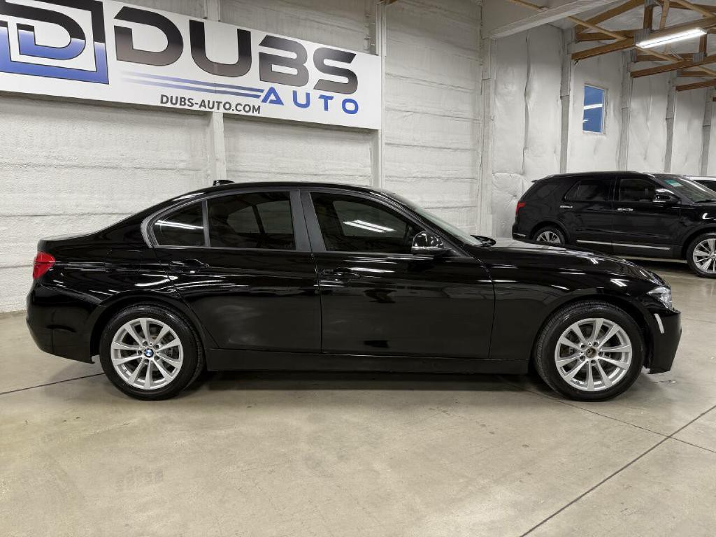 2018 BMW 3 Series Image 6