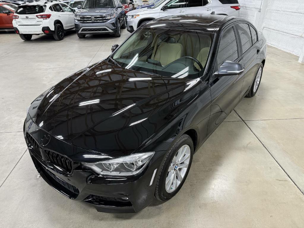 2018 BMW 3 Series Image 14
