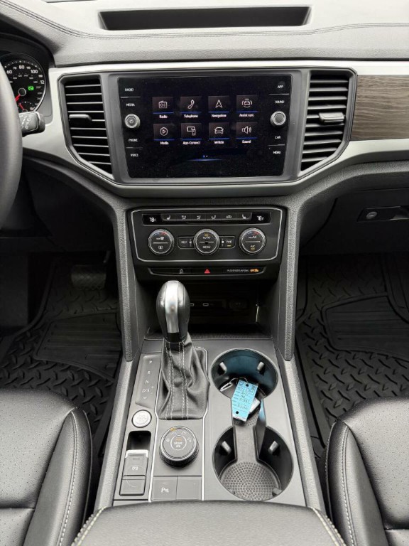 2021 Volkswagen Atlas Image 28
