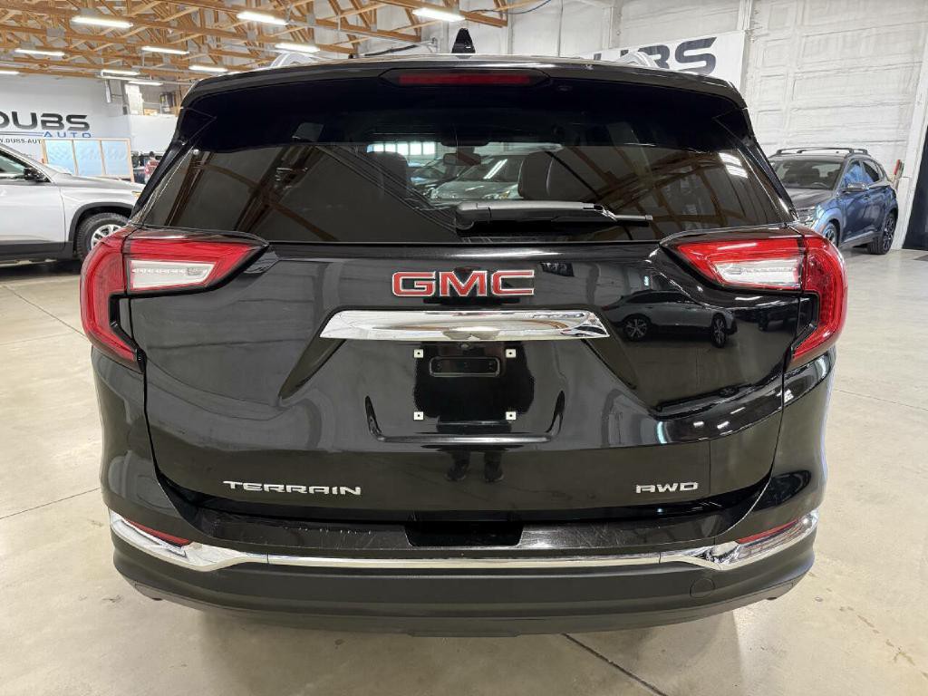 2023 GMC Terrain Image 9