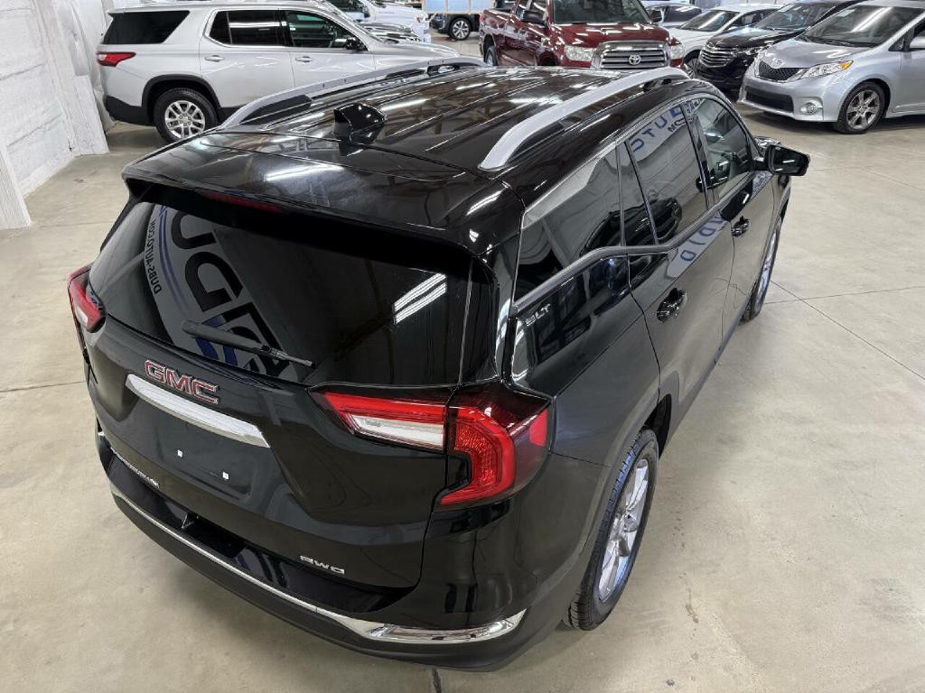 2023 GMC Terrain Image 17