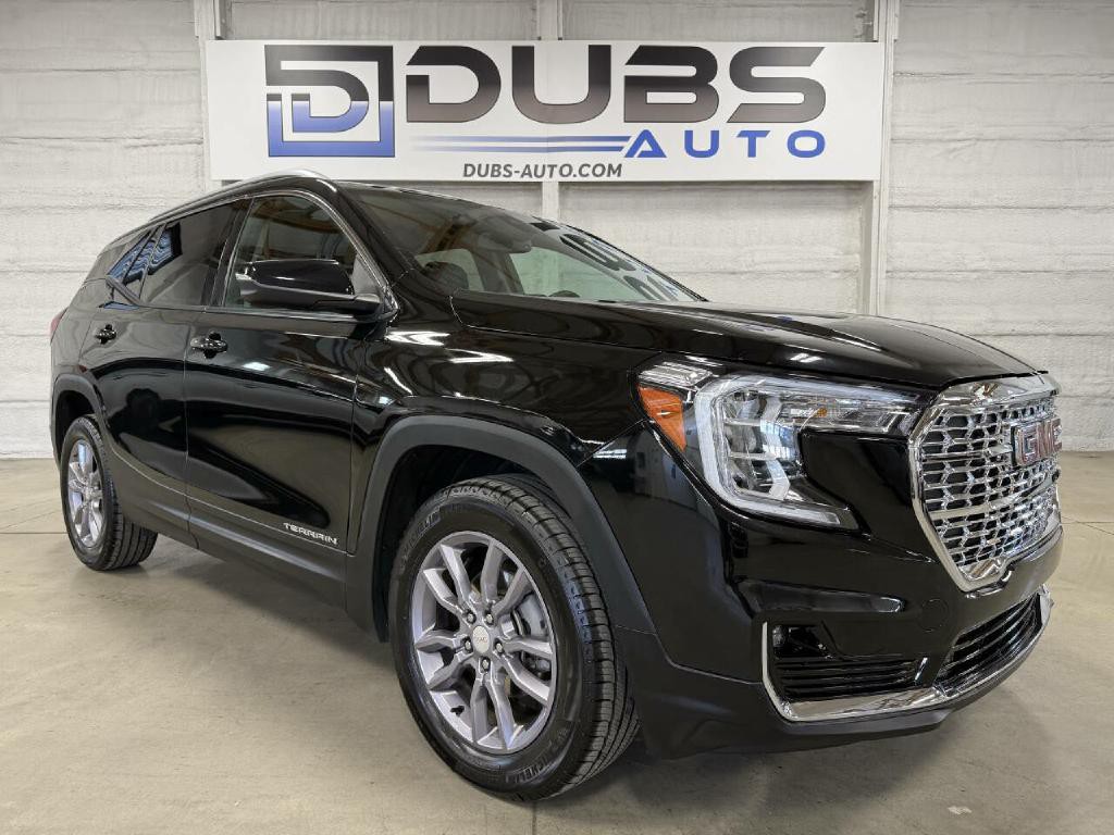 2023 GMC Terrain Image 18