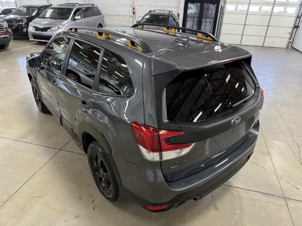 2023 Subaru Forester Image 15
