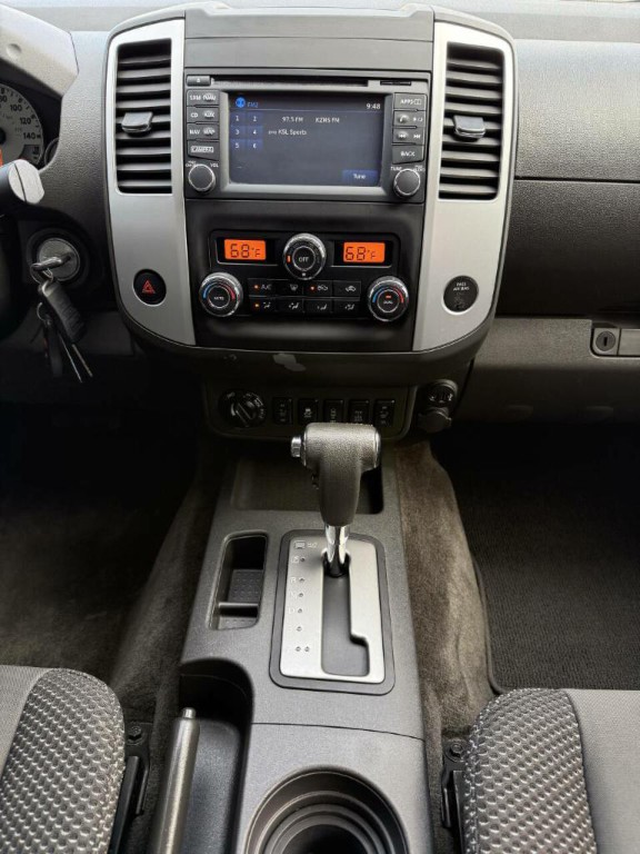 2018 Nissan Frontier Image 26