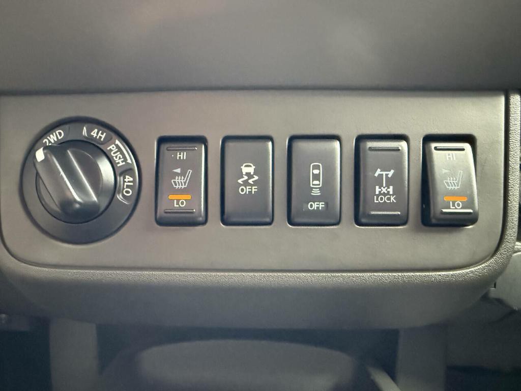 2018 Nissan Frontier Image 29