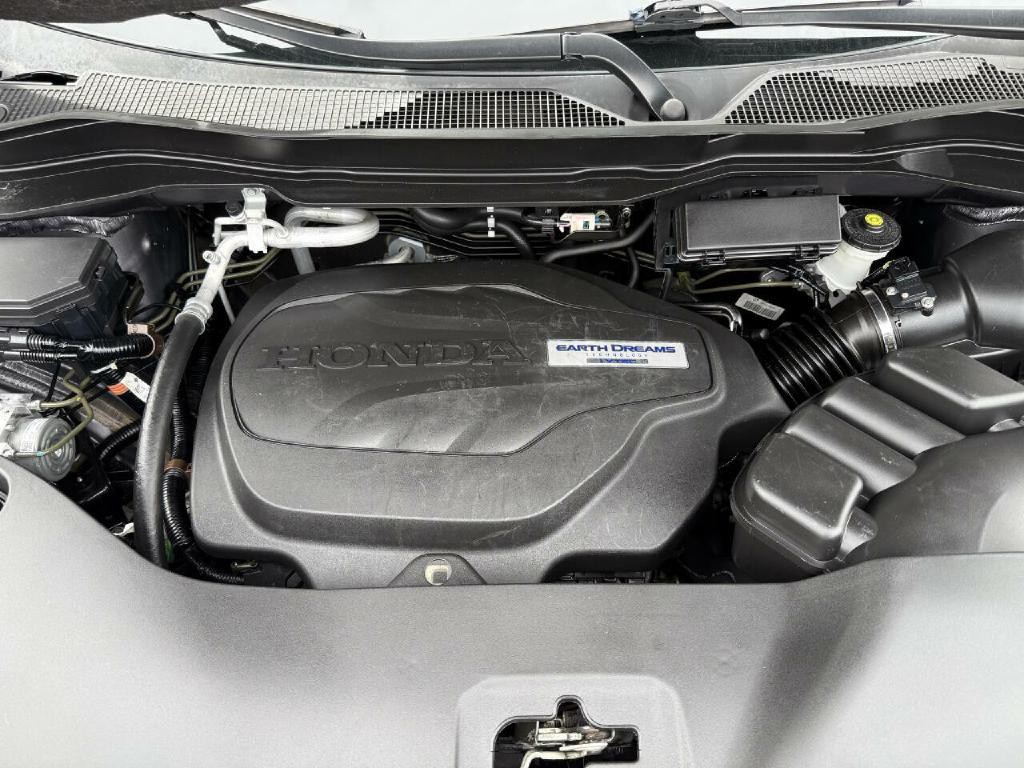 2018 Honda Pilot Image 32