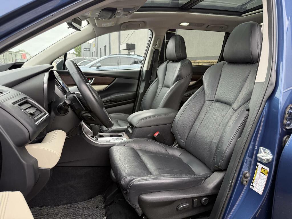 2022 Subaru Ascent Image 2