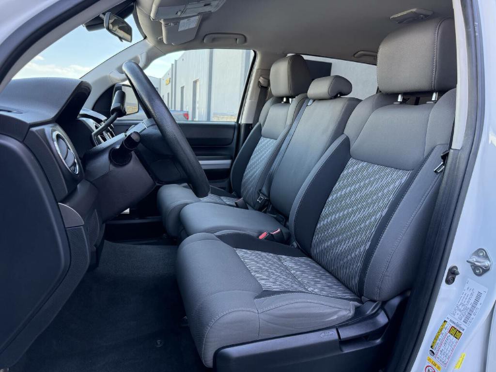 2018 Toyota Tundra Image 2
