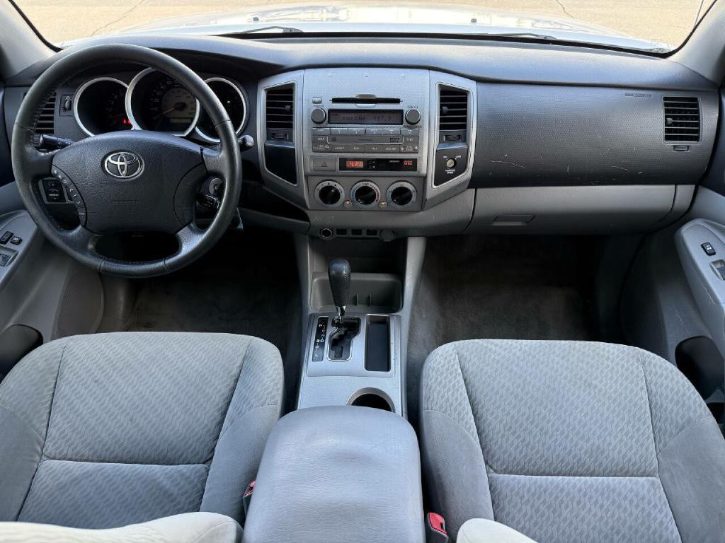2010 Toyota Tacoma Image 4