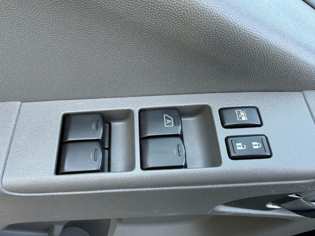2019 Nissan Frontier Image 19